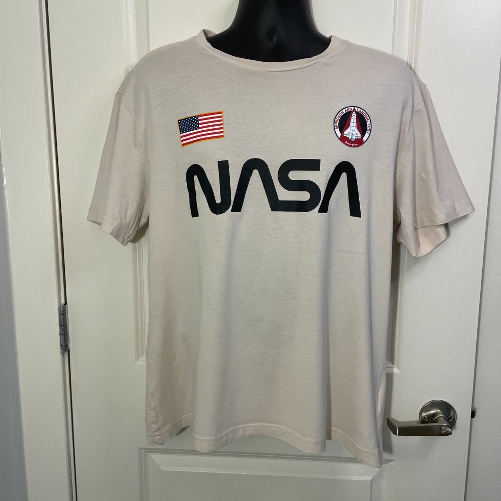 NASA Logo T-Shirt - Picture 5 of 6